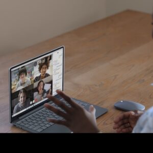 Microsoft Surface Go | i5 10. gen | 10.5″ | 8GB RAM | 256GB SSD | Win 10 Pro