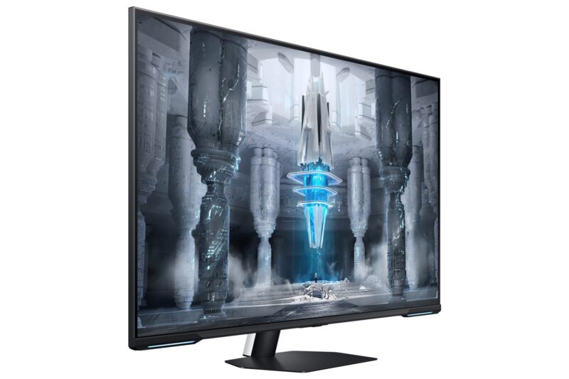 zdjecie-1749643015.jpg Samsung Odyssey G7S | 43″ 4K HDR600 | Game Mode+ Curved Monitor
