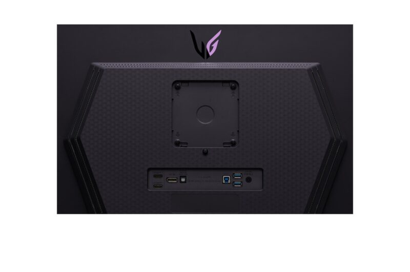 LG UltraGear 27GS95QE-B | 26.5″ QHD OLED 240 Hz | 0.03 ms Gaming