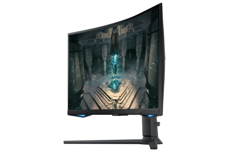 Samsung Odyssey G6 | 27″ QHD 240 Hz | 1 ms Gaming IPS