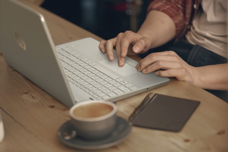 HP 15s-eq2289nw Ryzen 3 5300U 15,6”FHD AG IPS 8GB SSD256 Radeon RX Vega 6 Cam720p 41Wh Win11 2Y Natural Silver