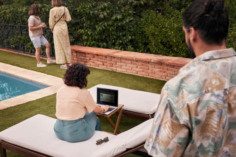 HP EliteBook 650 G10 i7-1370P 15.6"FHD IPS 250nits AG 16GB SSD512 51Wh Iris Xe W11Pro Pike Silver