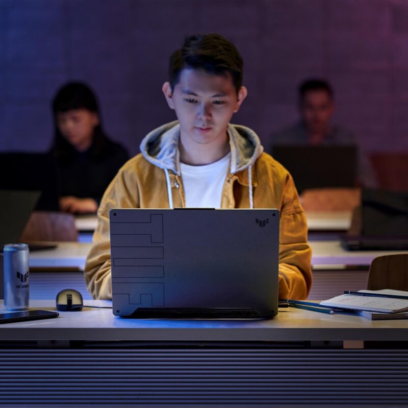 ASUS TUF Gaming A15 FA506NC | Ryzen 5 7535HS | RTX 3050 | 8GB DDR5 | 512GB SSD | Win11