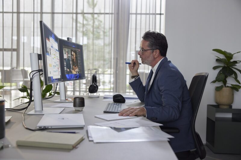 HP EliteBook 1040 G11 | Ultra 7 155H | 32GB DDR5 | 1TB SSD | Win11 Pro