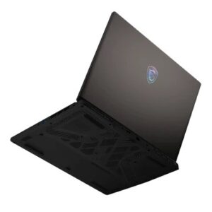 MSI Crosshair A16 HX | Ryzen 7 8840HX | RTX 5060 QHD+ 240Hz