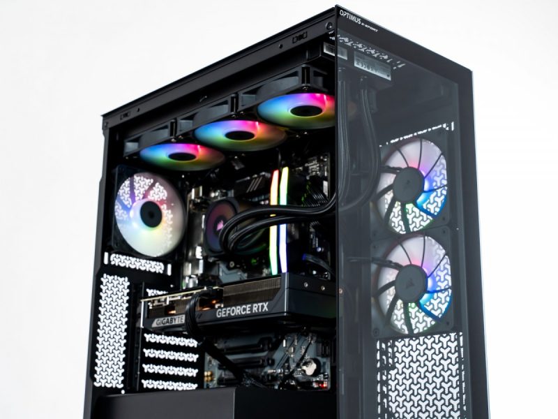 Komputer E-Sport GB760T-CR17 i7-14700F/32GB/2TB/RTX 5070 OC 12GB/W11H