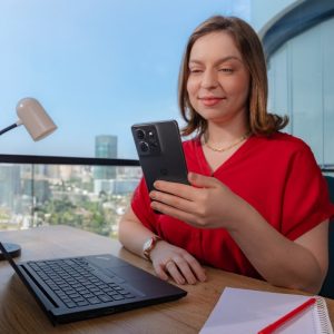 baselinker-1756645257.jpg Smartfon moto g75 5G 8/128GB B2B Charcoal Gray business edition