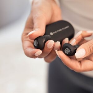 zdjecie-1754543111.jpg 700XHP OUR PURE PLANET | Bezprzewodowe słuchawki dokanałowe | IPX4