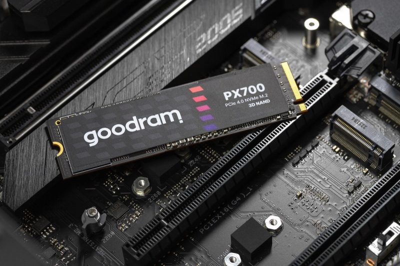 874f534bdace0970dc186e45938f1953.jpg Dysk SSD PX700 4TB M.2 PCIe 2280 4x4 7400/6500MB/s