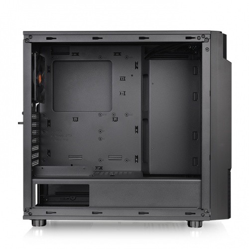 934a2c7aa0bb423b31b531cdda27aa33.jpg obudowa - Commander C31 Tempered Glass ARGB