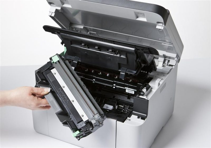 9f906c79e578951d6e4b8c3f59ce71e1.jpg AiO DCP-1510E  mono  A4/20ppm/USB/pod.150ark./1000stron@start