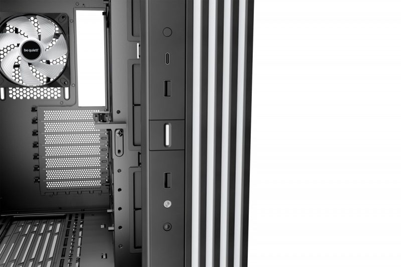 aa35a15e1e9527137554fa48b35b3a9f.jpg Obudowa Light Base 600 DX Black