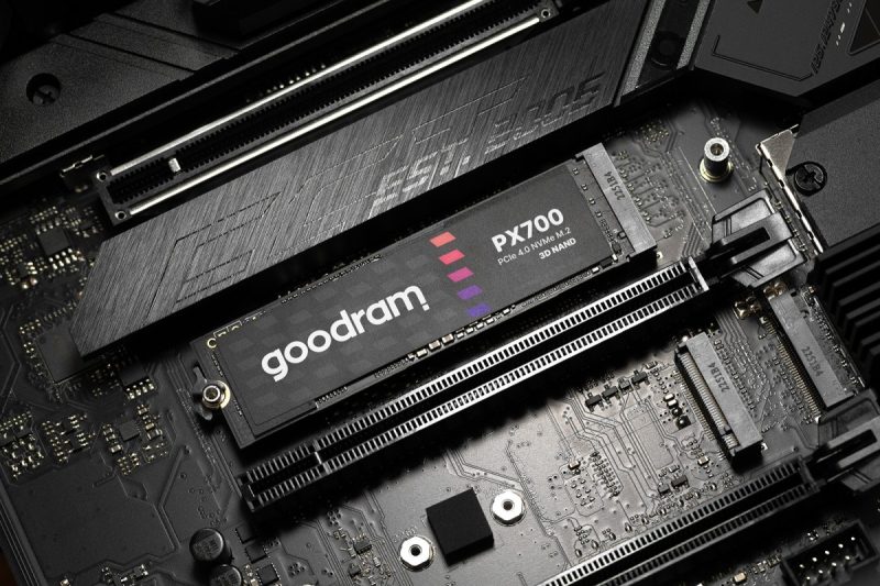 d841dd4c26d61fed2bae1fbb483e775e.jpg Dysk SSD PX700 4TB M.2 PCIe 2280 4x4 7400/6500MB/s