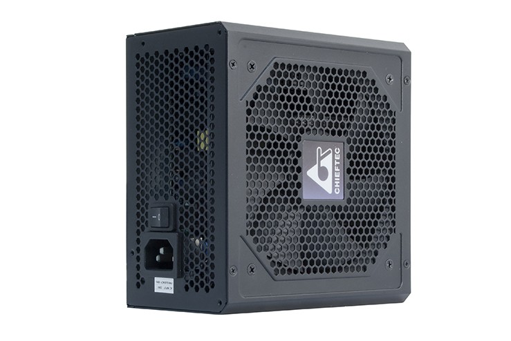 eebd1769f02644a71e43592ae3619329.jpg GPE-700S 700W ATX-12V, box