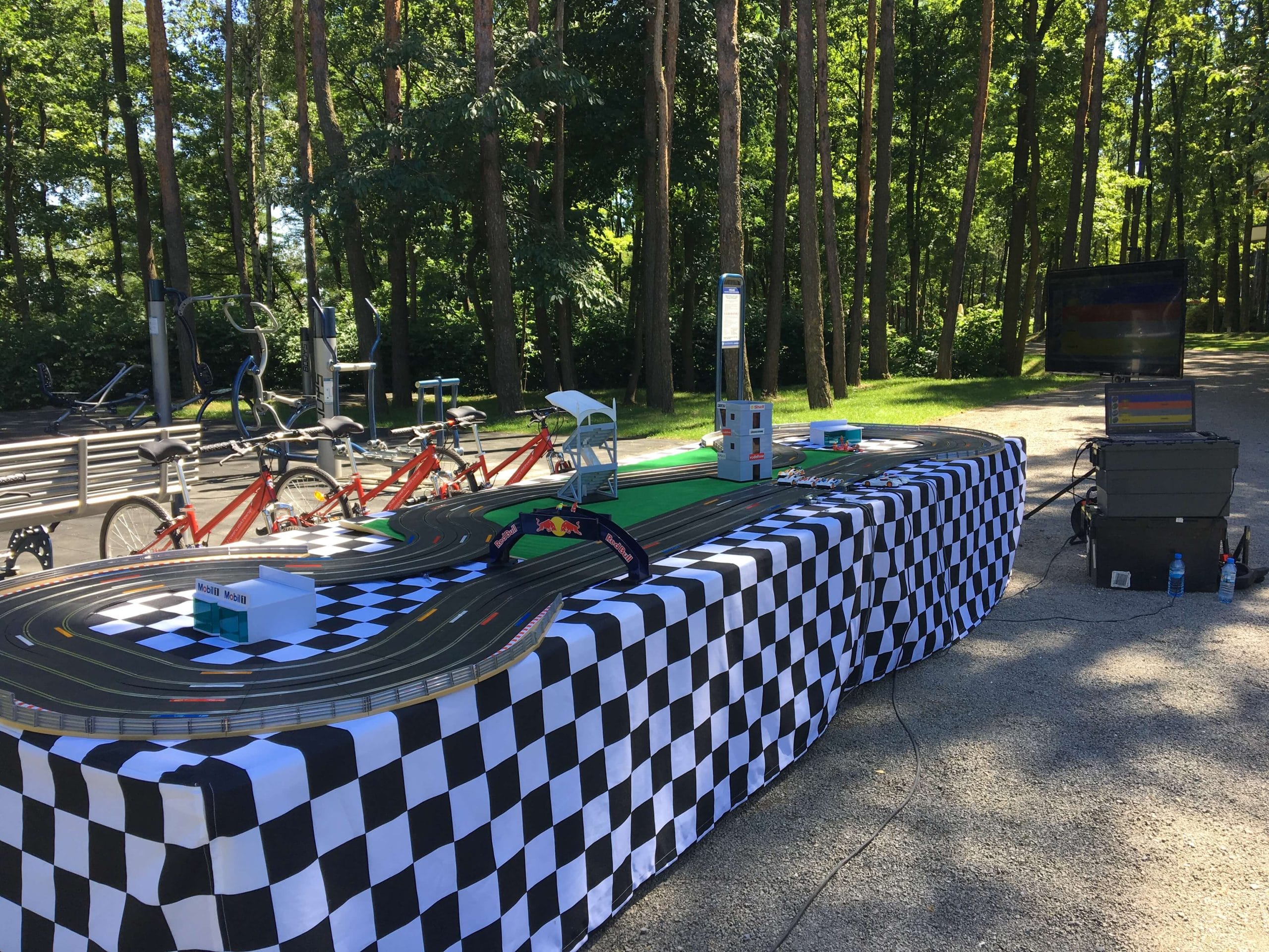 Rowery generujące energię – stanowiska uczniowskie AVM4