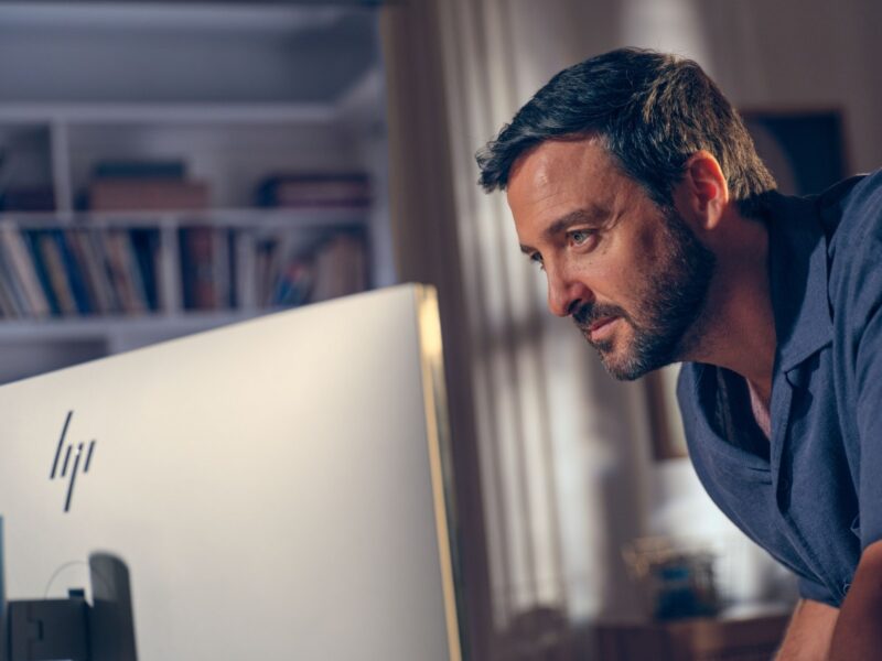 Komputer EliteStudio 8 All-in-One G1i U5-235 512GB/16GB/W11P/27 C9TR0ET